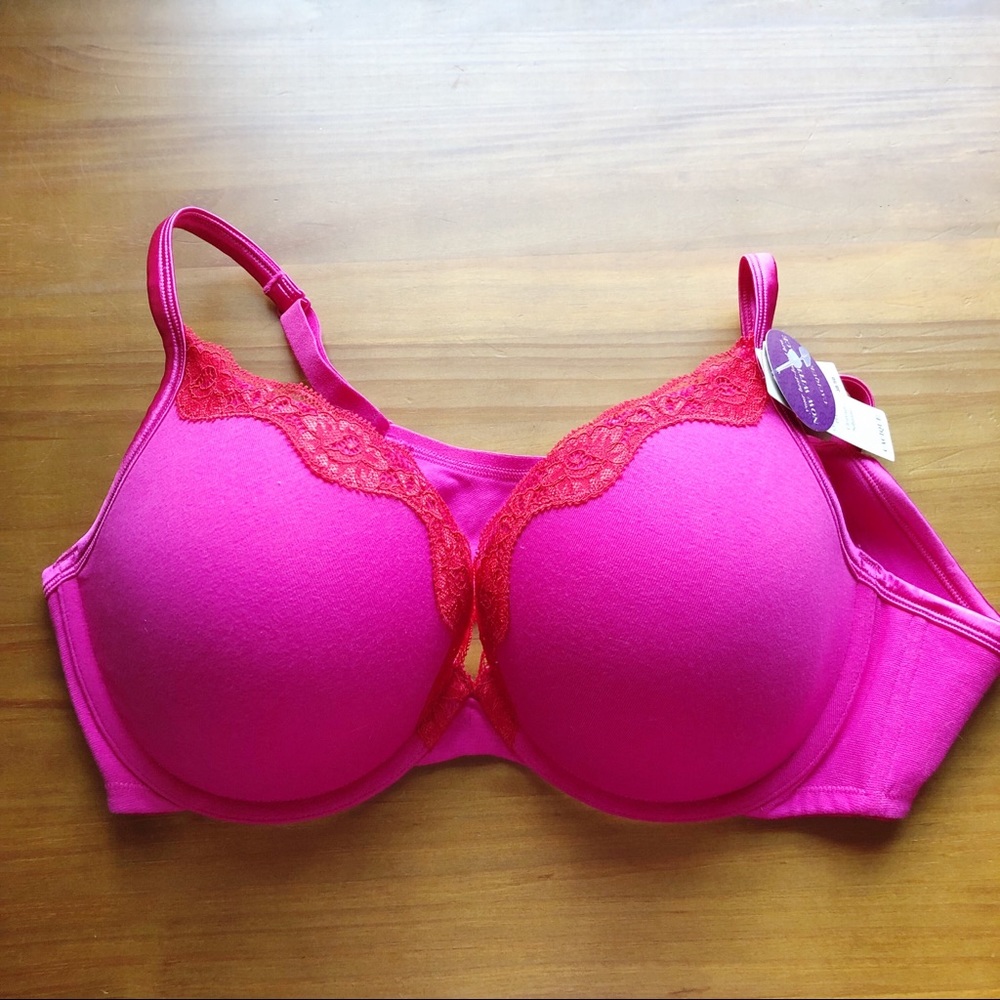 SALE! NWT Cacique Plunge Bra